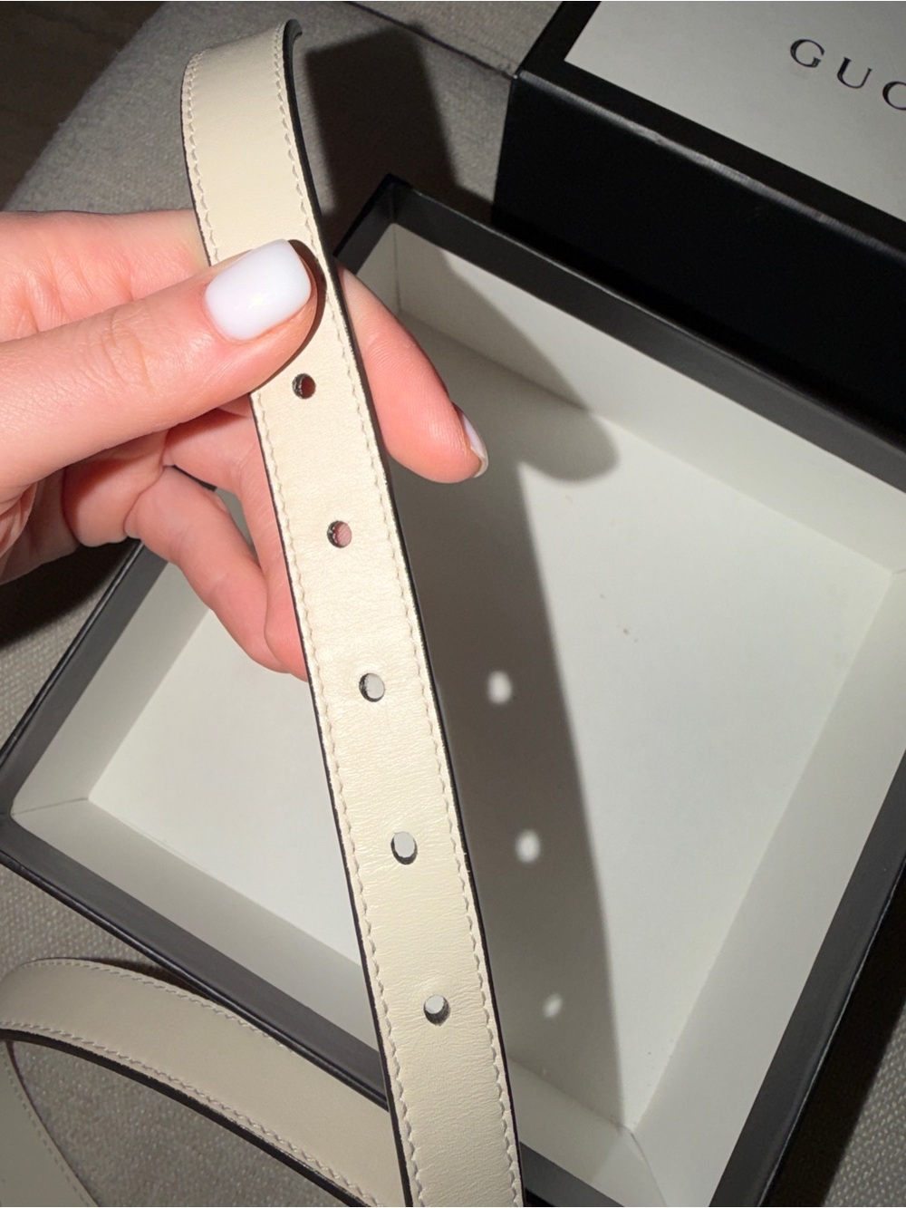 Gucci Thin Leather Belt - Picture 5 of 7